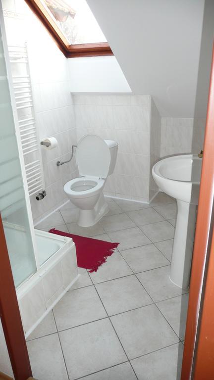 Apartments U Cara تشيسكي بوديوفيتسه الغرفة الصورة